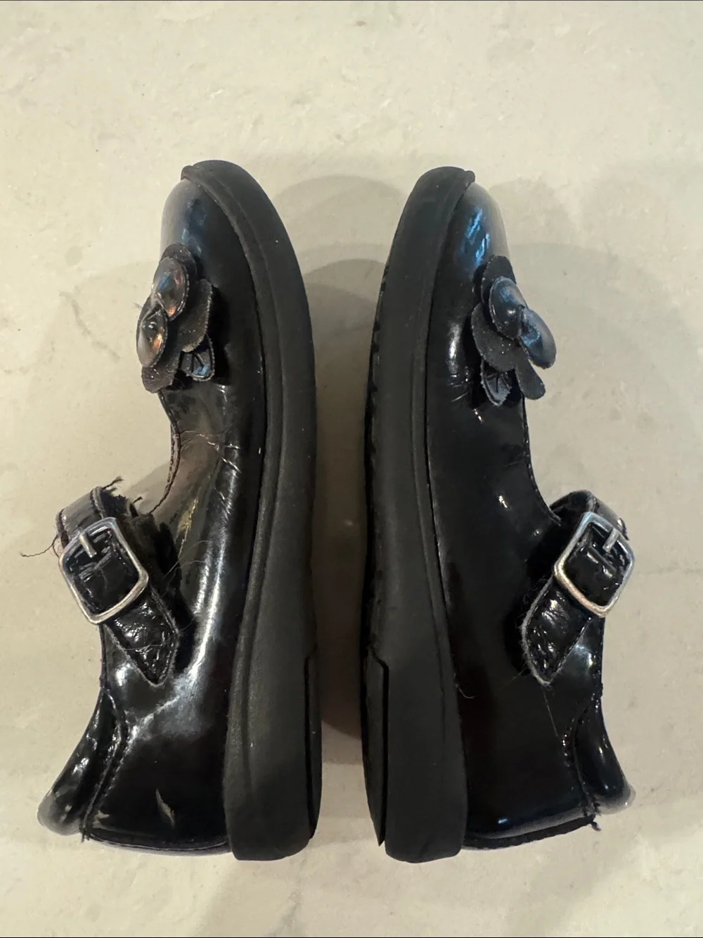 Stride Rite Black Patent Mary Jane Shoes with Flower Accent Size 8.5M